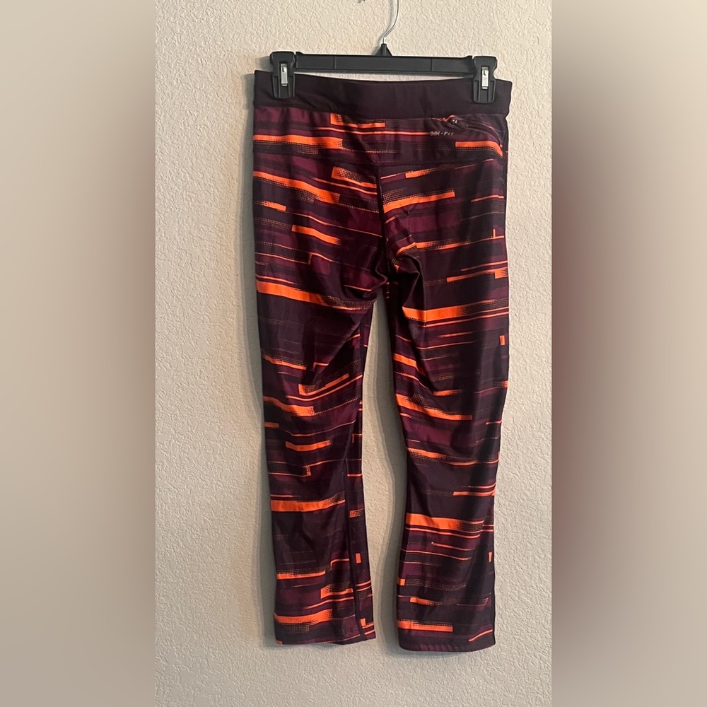 Nike Dri-Fit Leggings Size Medium